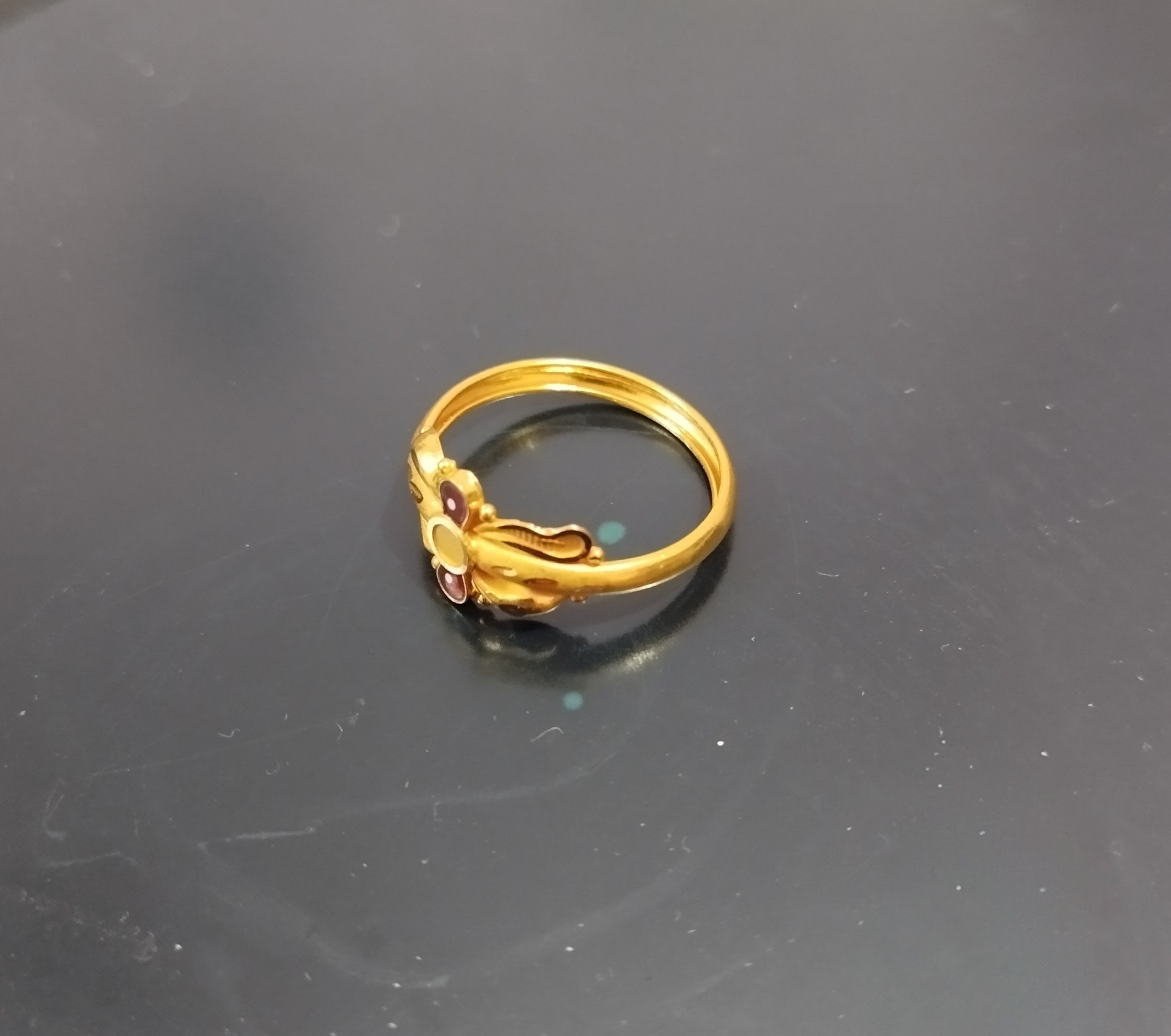 Radiant Leaf Gold Ring - View 2