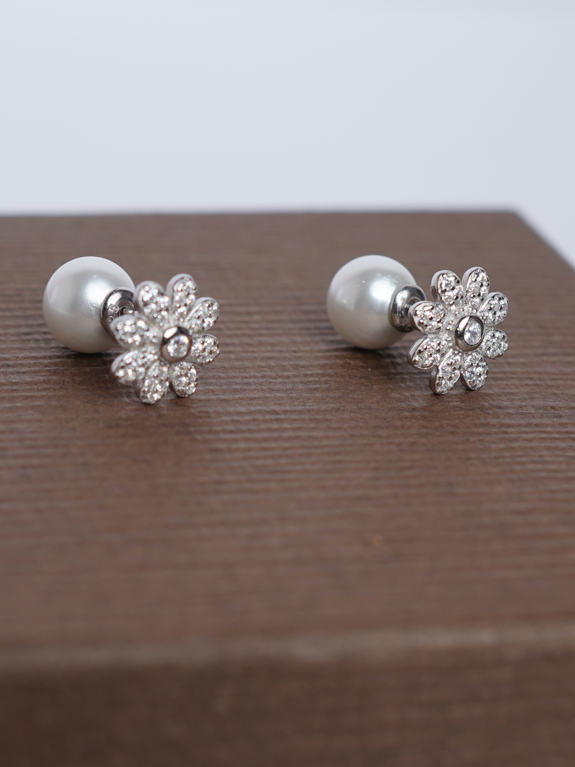Pearl Bloom Dual-Face 925 Sterling Silver Earrings - View 5