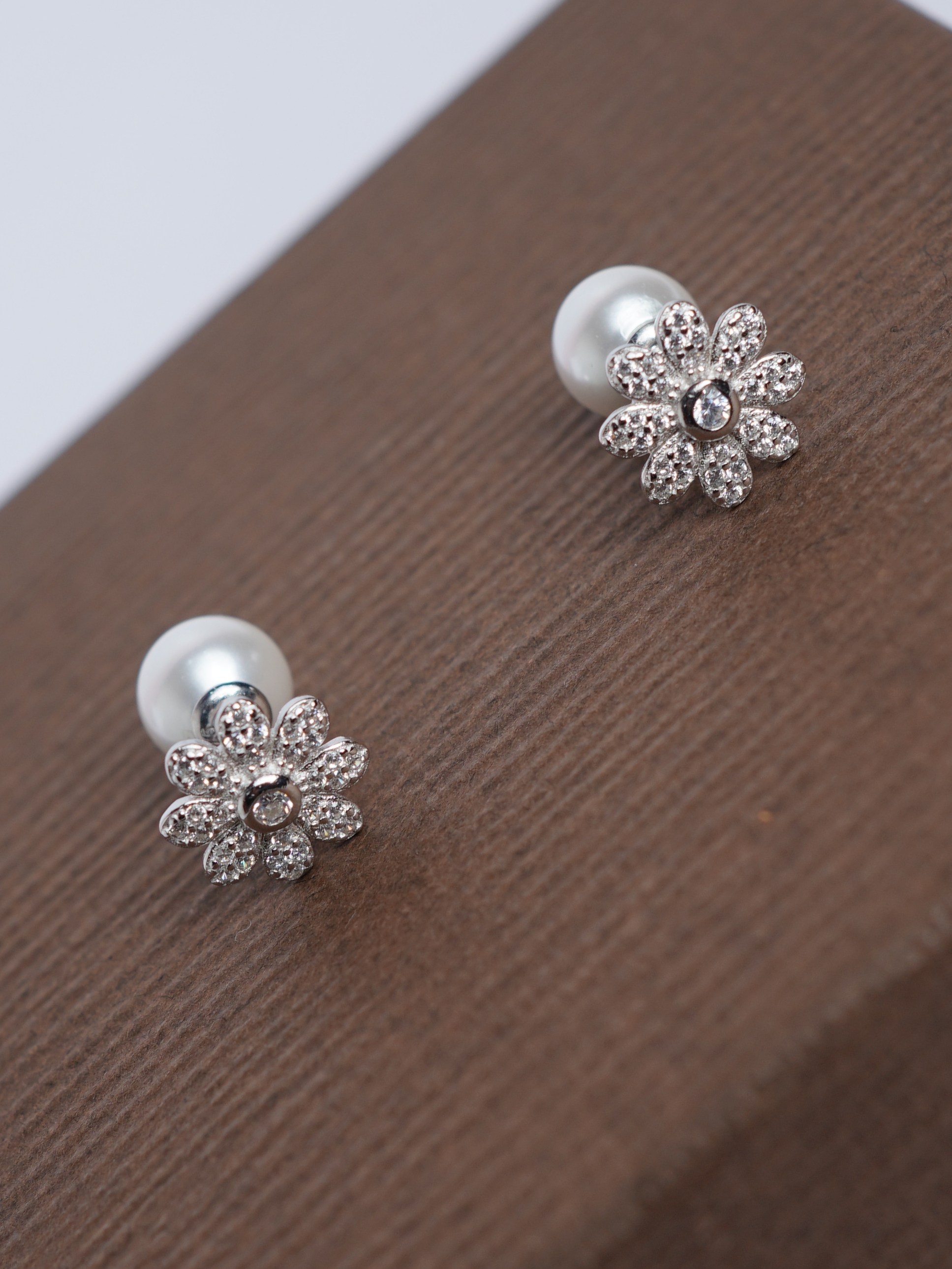 Pearl Bloom Dual-Face 925 Sterling Silver Earrings - View 3