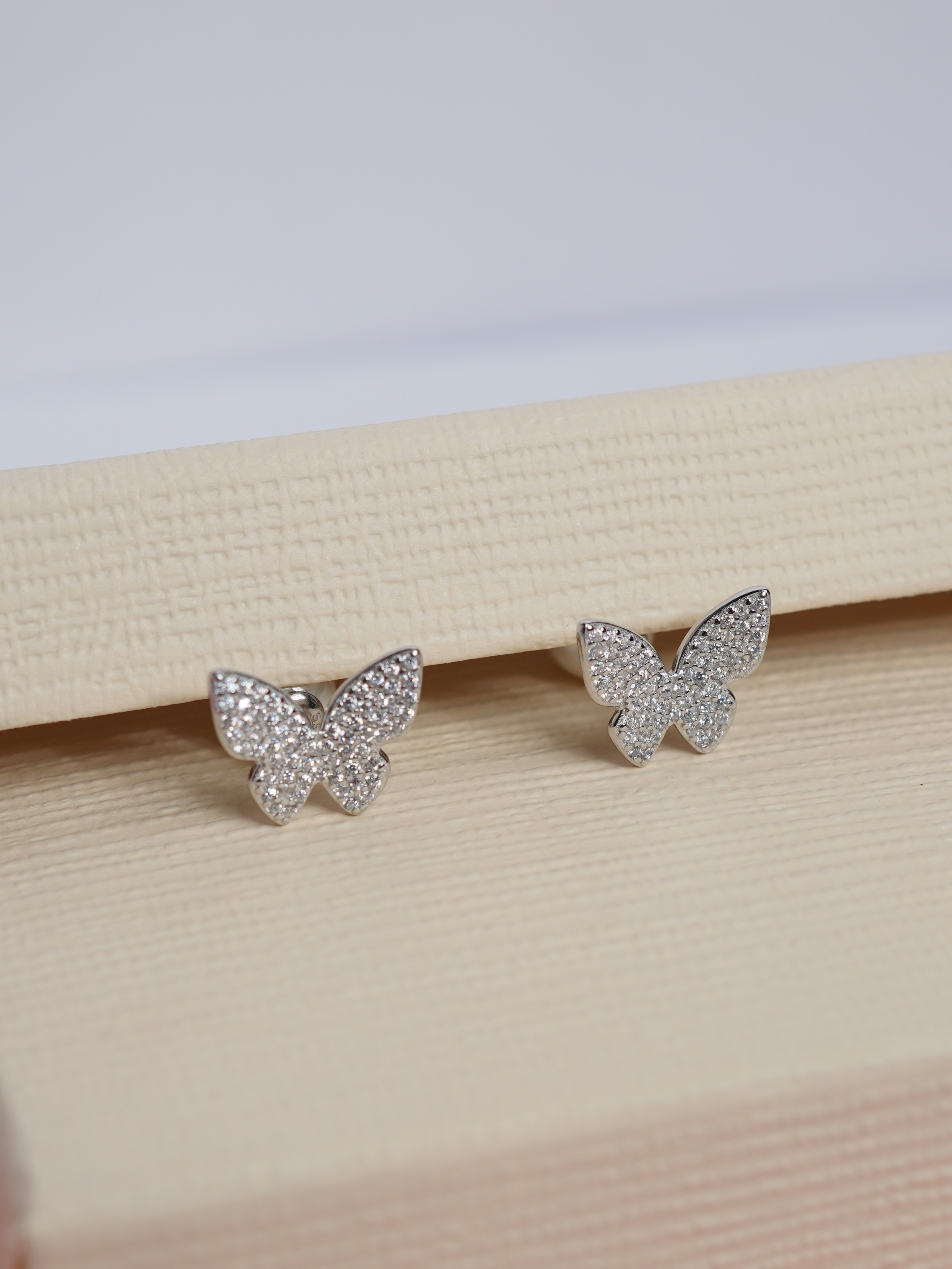 925 Sterling Silver Pearl Butterfly Dual-Face Earrings - View 6